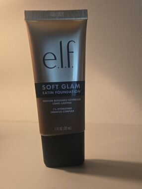 e.l.f. Soft Glam Satin Foundation -  Rich Cool Shade
